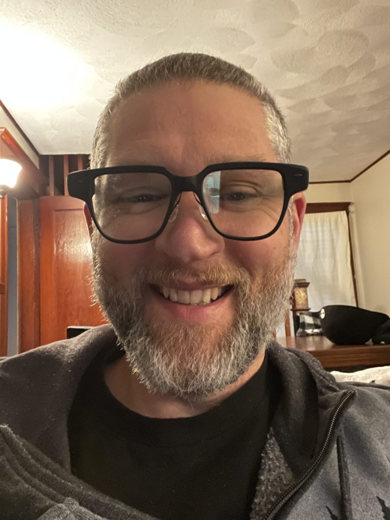 Brad in the Captify Glasses